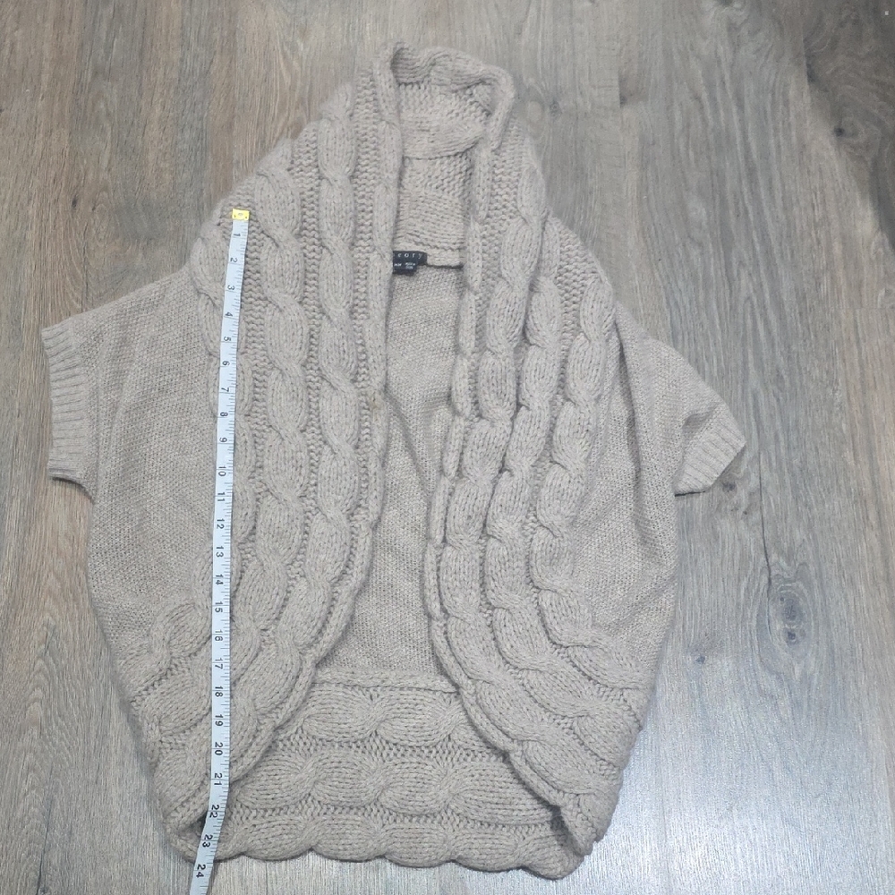 Theory Cable Knit Poncho - Beige